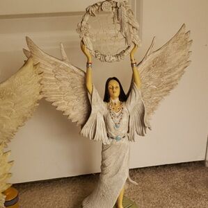 5 Bradford exchange American Indian Statues